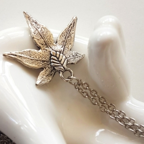 π¬π Autumn Leaf Necklace - Picture 1 of 4